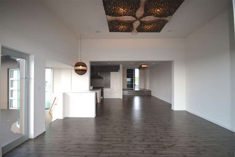 19 Top Road Dairy Flat_6