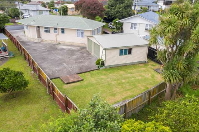 33 Barrys Road Glendene_1