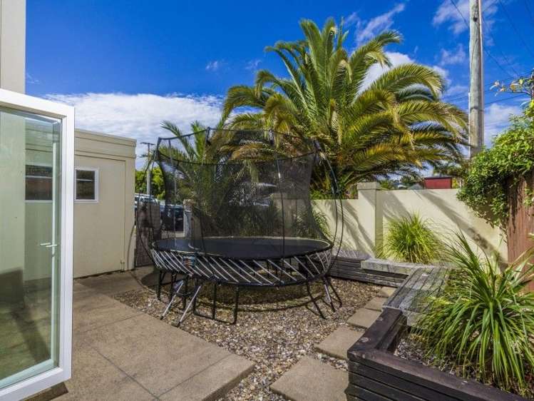 2/21 Bevyn Street Castor Bay_13