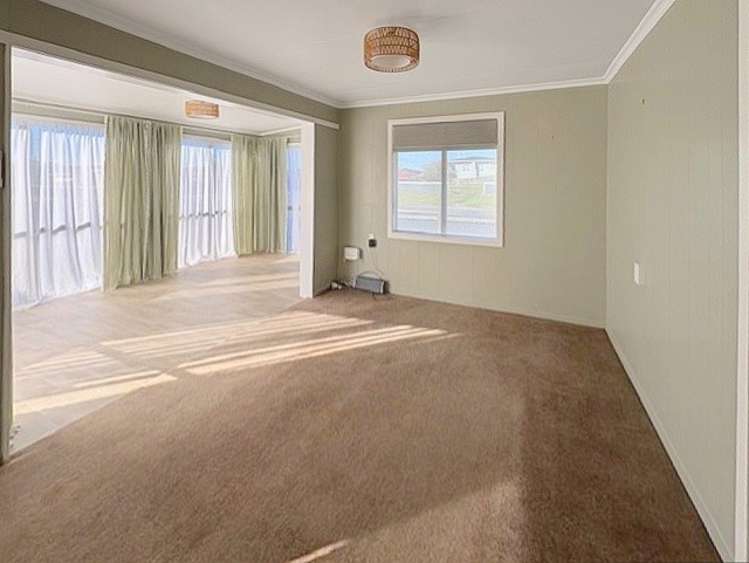 90 Seabury Avenue 1207_2