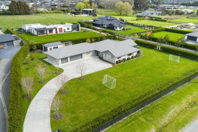 25 Roots Street East Feilding_1