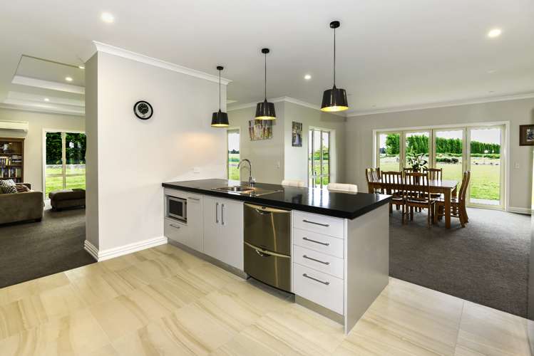 47 Landsborough Drive Darfield_4