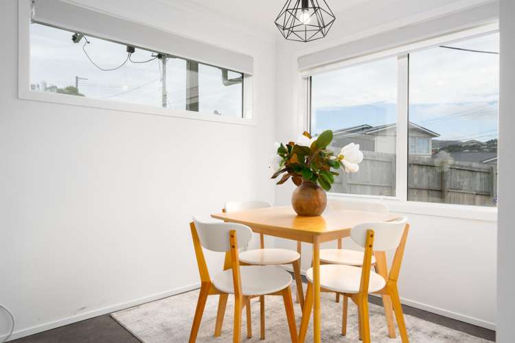 48 Mark Avenue Paparangi_6