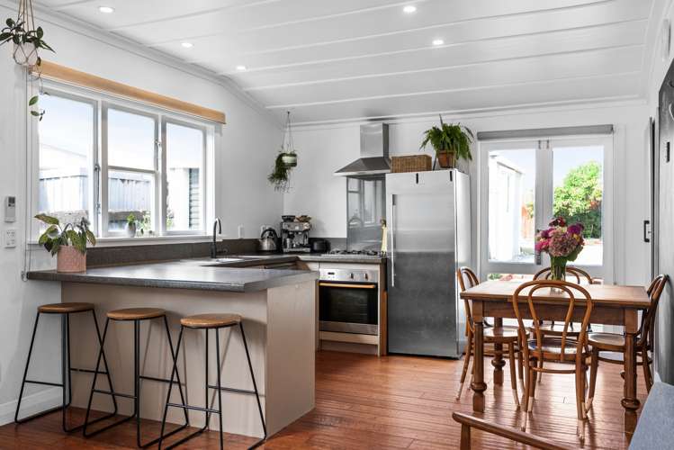 38 Te Awa Avenue Te Awa_3