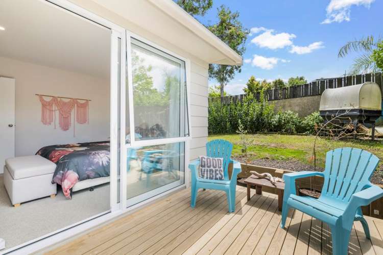 58 Brian Crescent Stanmore Bay_10