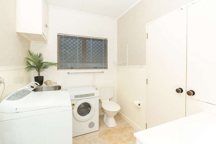 7 Amanda Avenue Dinsdale_24