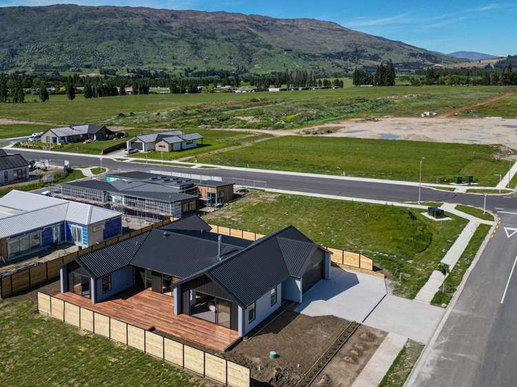 4 Packer Road Wanaka_18