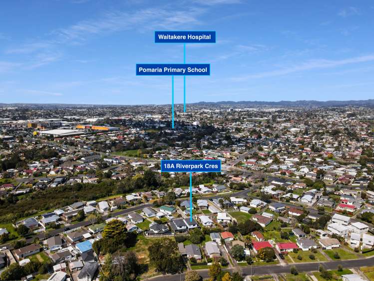 18a Riverpark Crescent Henderson_6