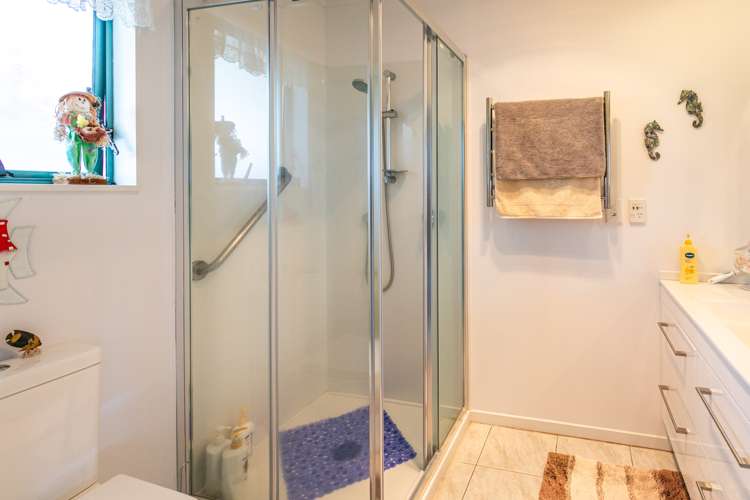 132 Sharyn Place Whangamata_17