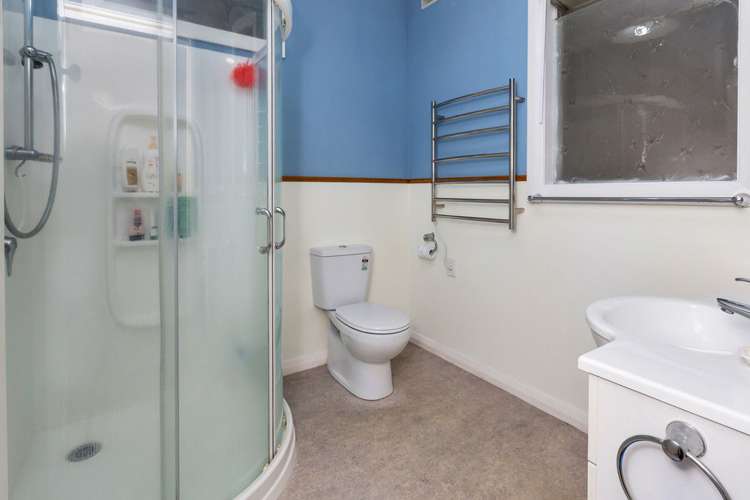 5a Lupton Avenue Kensington_12