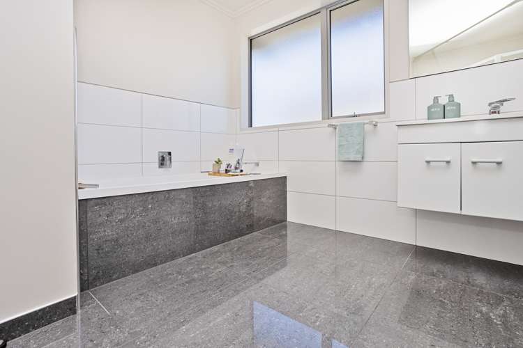 152 Newcastle Street Windsor_21