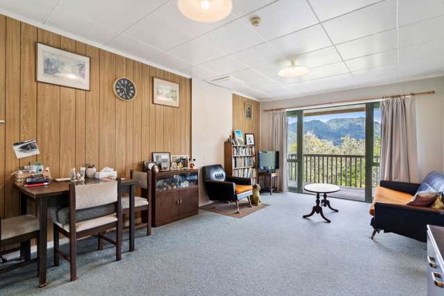 1095 Huia Road Huia_4