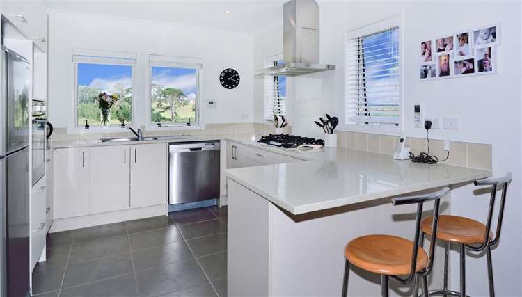 105 Parkview Drive Gulf Harbour_3