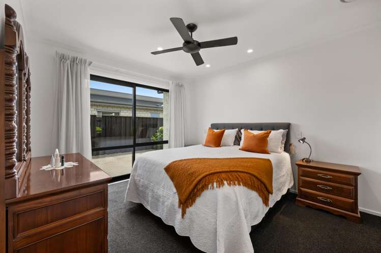 20 Corsair Crescent Burleigh_11