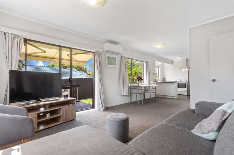 2/54 Jellicoe Road Panmure_1