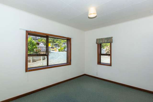 72 Moeraki Road Maoribank_4