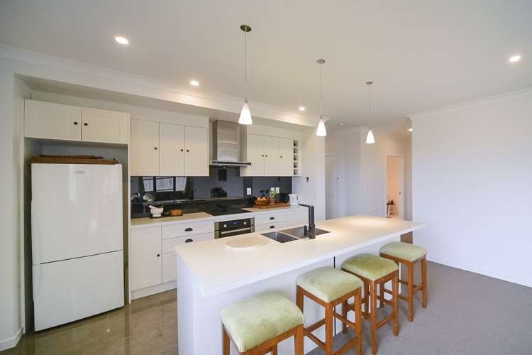 20 Varsity Heights 10930_1