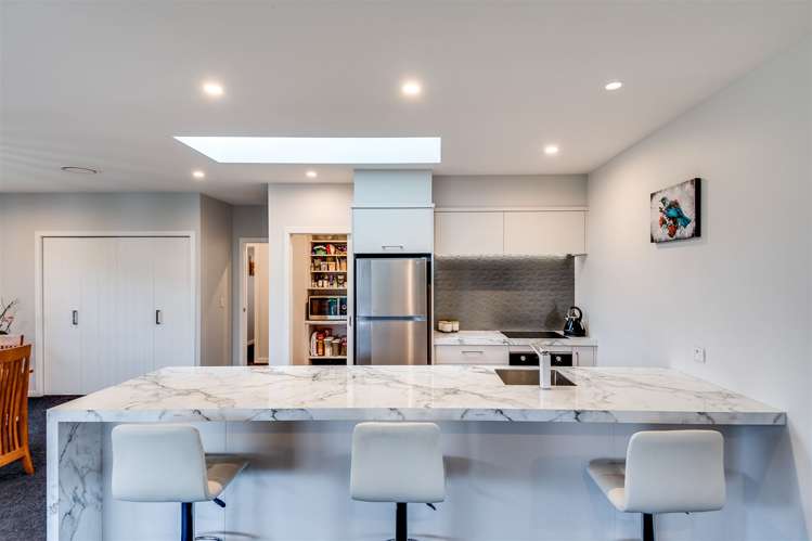 14 Aspiring Drive Poraiti_3