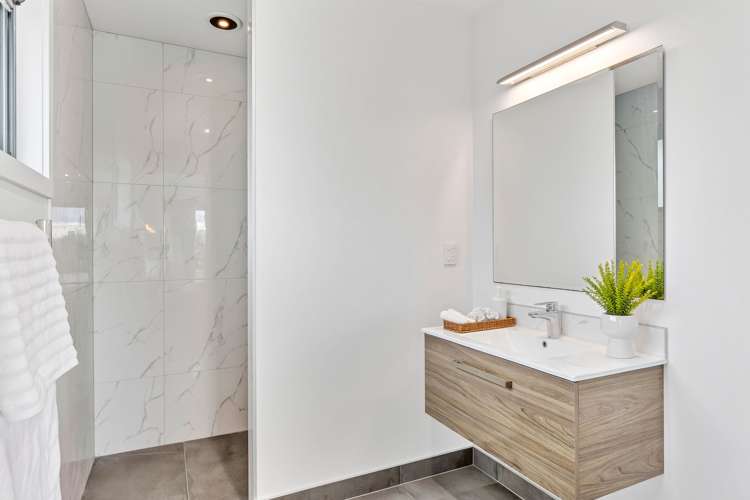 62 Alan Livingston Drive Cambridge_14