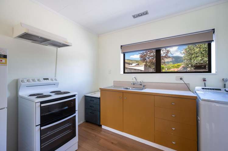 2/41 Manson Avenue Stoke_8