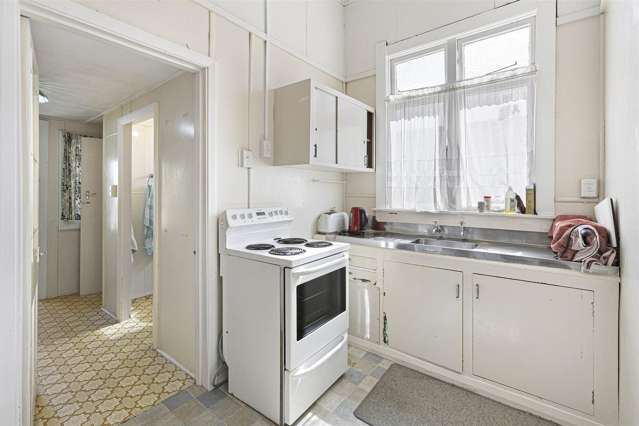 66a and b Peel Street Westport_2