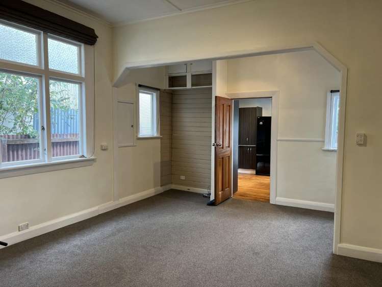 30 Grey Road 11293_3