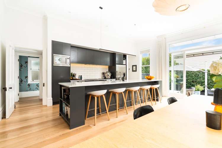 18 Austin Street Mount Victoria_14