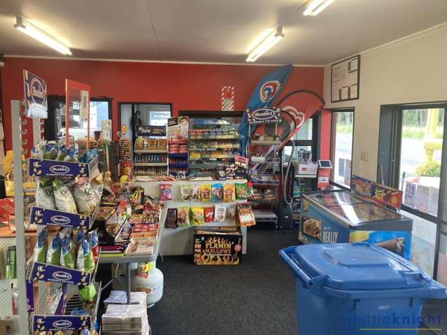 4223 Christchurch Akaroa Road Little River_1