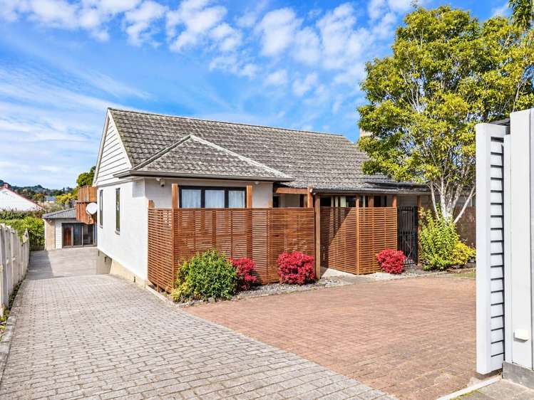 654 Sandringham Road_1