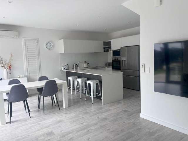 4 Joshua Carder Drive Hobsonville_2