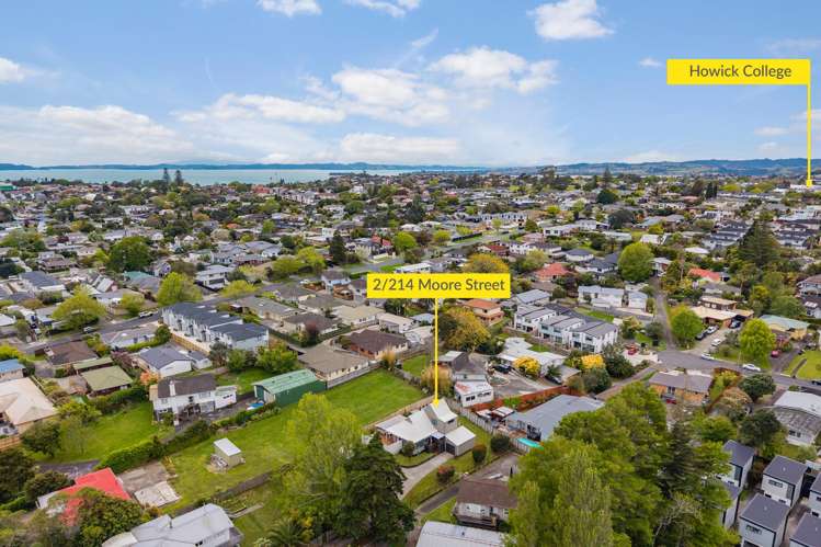 2/214 Moore Street Howick_21