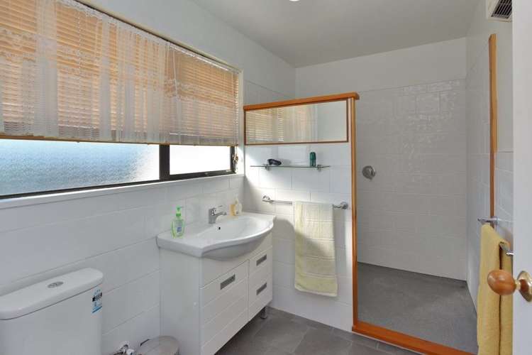 48 Seadown Crescent Amberley_8