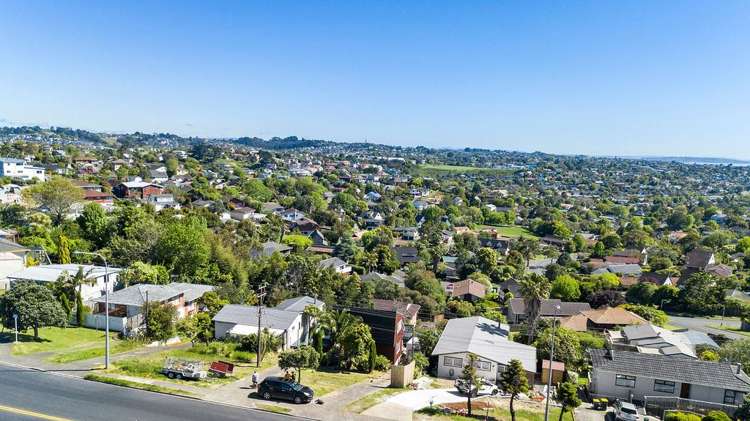 577 East Coast Road Browns Bay_9