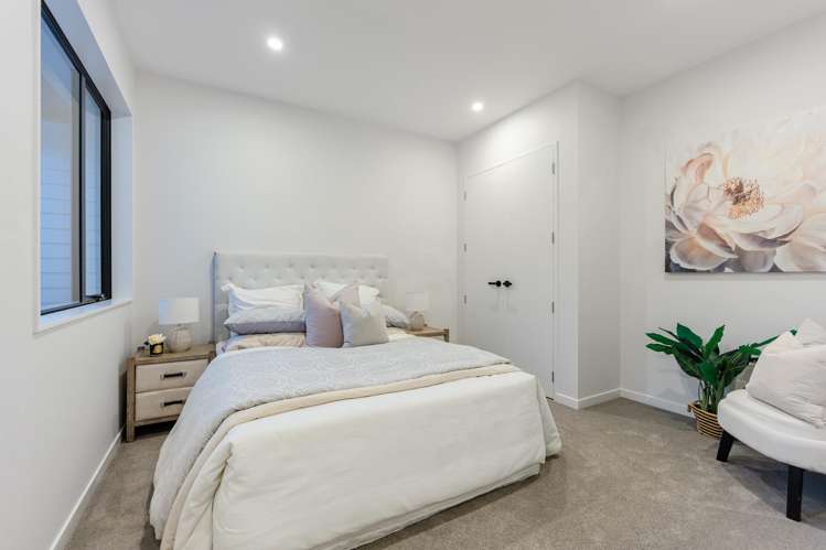 77 Skulander Crescent Millwater_18