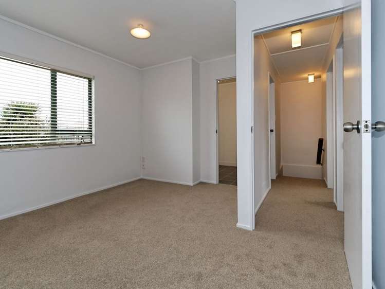 5/351 West Coast Road Glen Eden_7