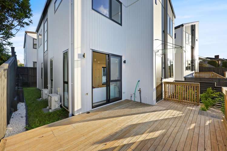 13B Meadway Sunnyhills_12