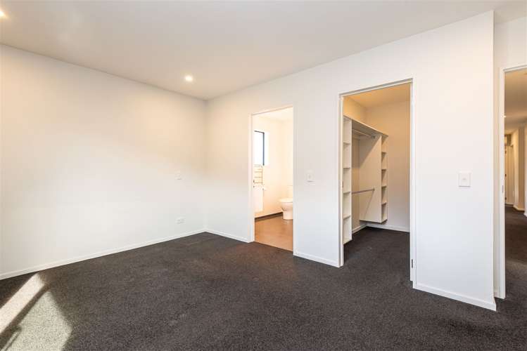 4 Old Farm Place Rangiora_16