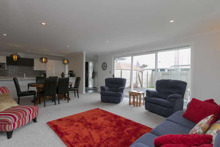 154a Ferguson Street West End_10