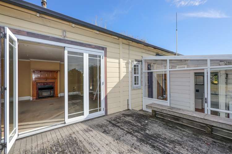 813 Oliphant Road Raureka_11