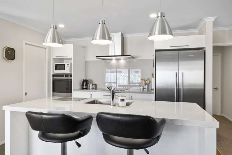 7 Ryder Drive Waiwhakaiho_7