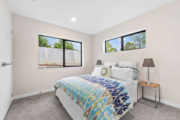 7 Han Court Glen Eden_6