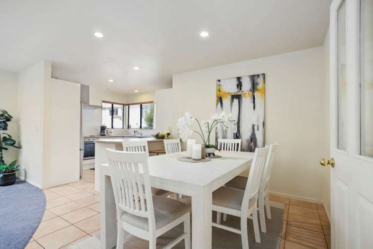 43 Bronzewing Terrace Unsworth Heights_8