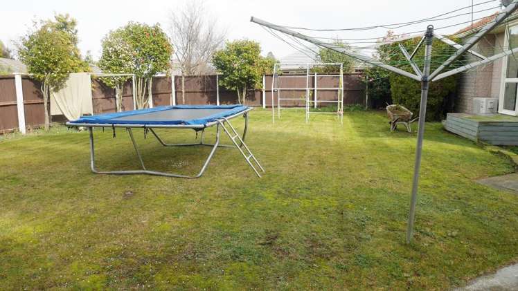 50 Kathleen Crescent Hornby_15