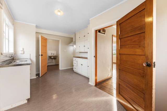 14 Newall Avenue Bryndwr_1