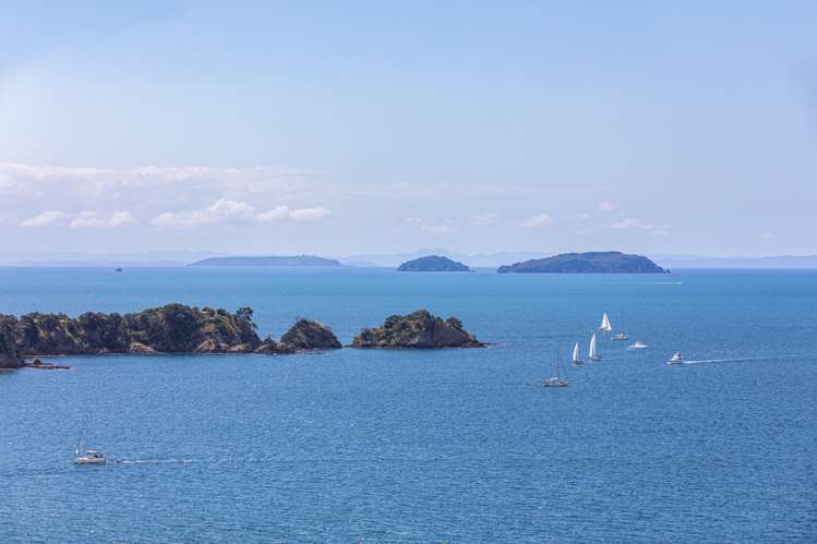 2 Newton Road Oneroa_11