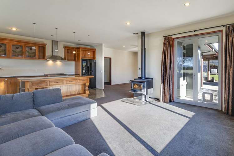 10 Ryeland Avenue Wakefield_6