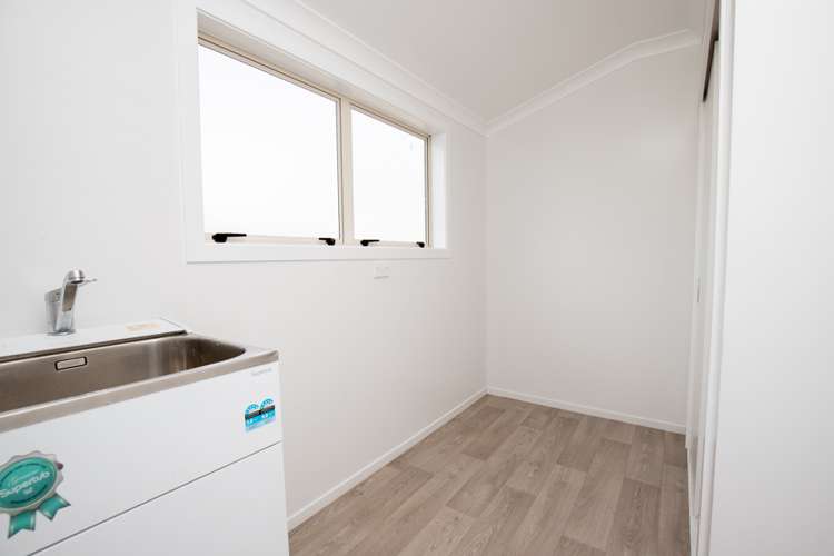 8 Fernleigh Street Kerepehi_9