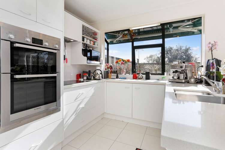 2/10 Worcester Road Meadowbank_12