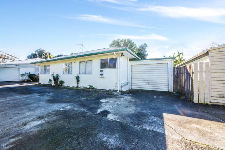 2/63 Ferndale Road Mount Wellington_1