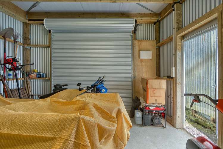 89 Russell Road Kaniere_16